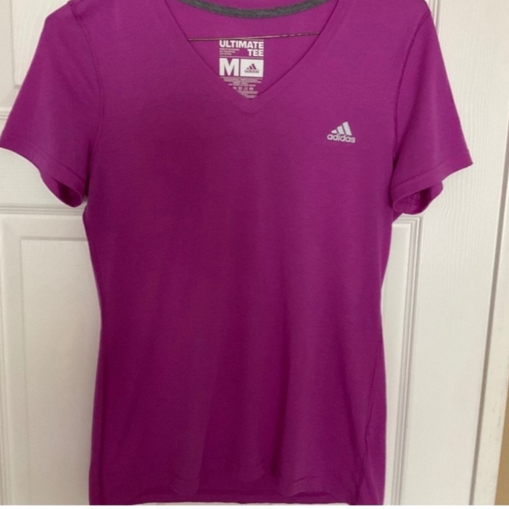 Adidas T-Shirt